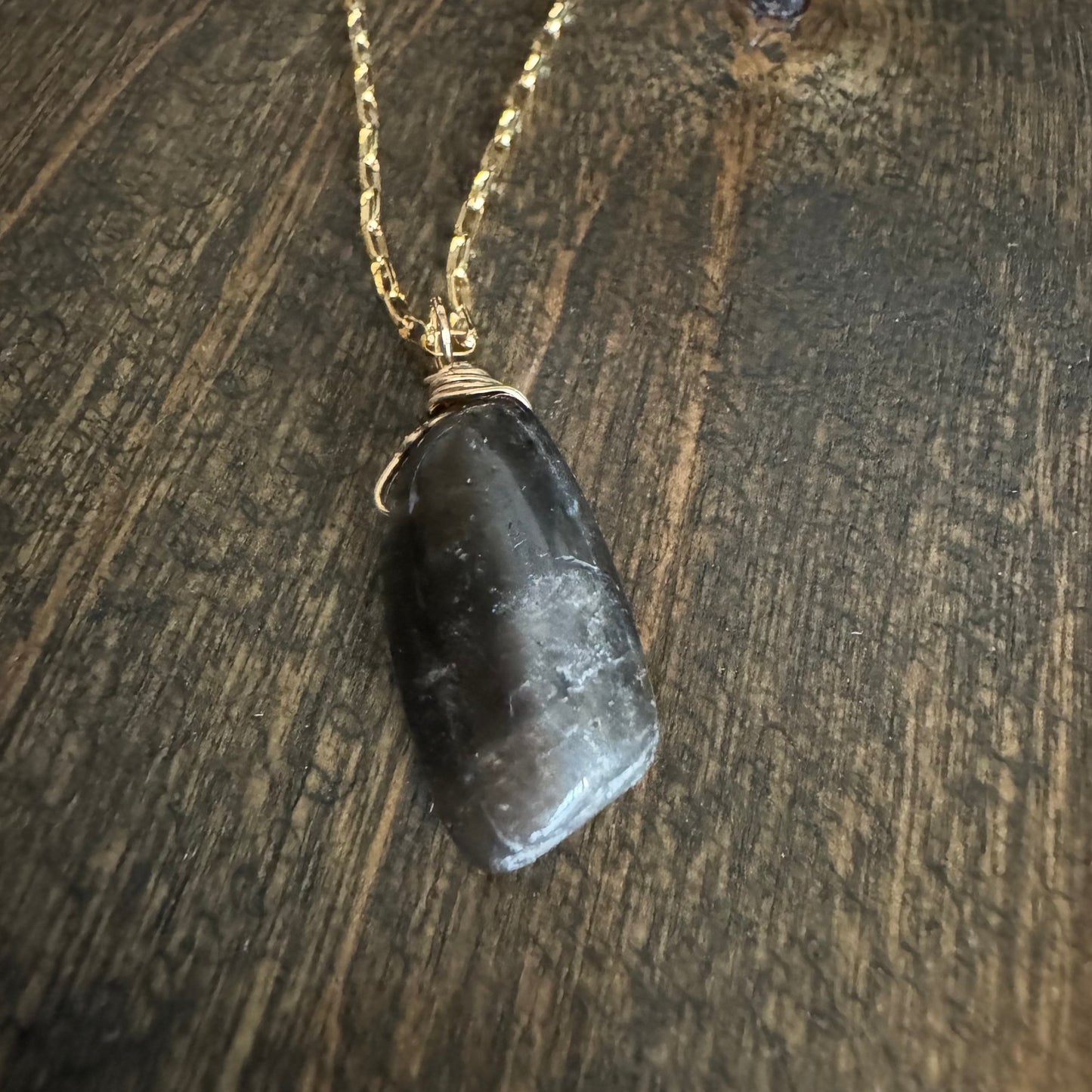 Black Moonstone w/ Mother of Pearl bar