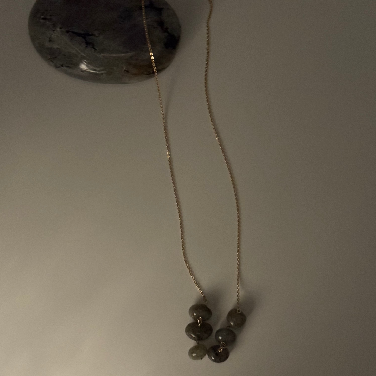 Infinite - Lariat necklace with Labradorite